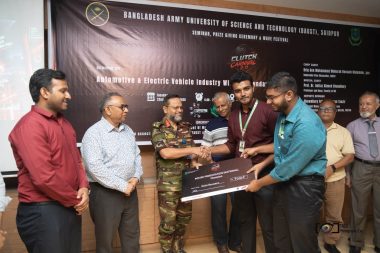 পোস্টার প্রেজেন্টেশনে চ্যাম্পিয়ন বাউয়েট শিক্ষার্থী